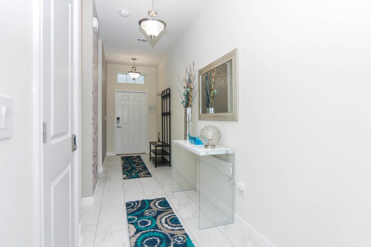 Enchanting Decor Home With Private Pool At Storey Lake Resort Sl4714 Kissimmee Eksteriør billede