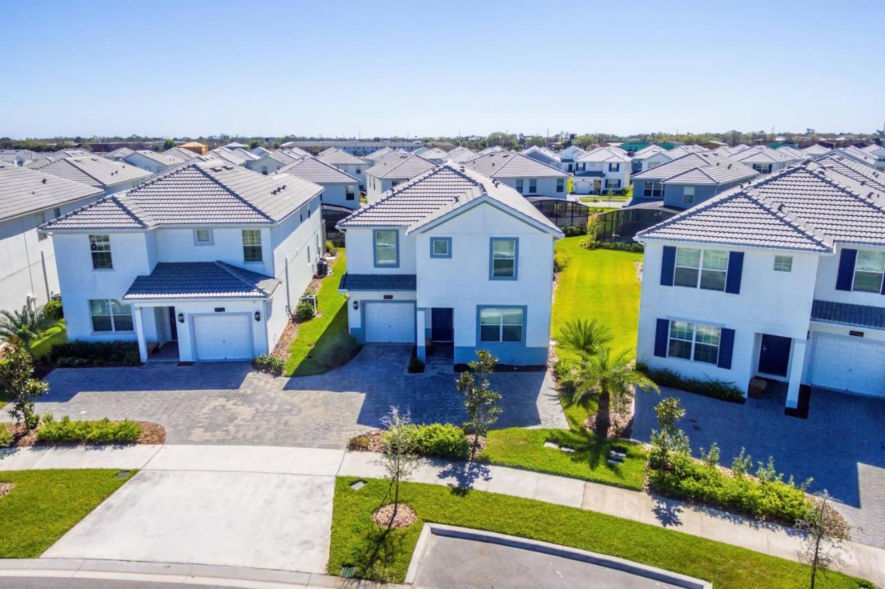 Enchanting Decor Home With Private Pool At Storey Lake Resort Sl4714 Kissimmee Eksteriør billede